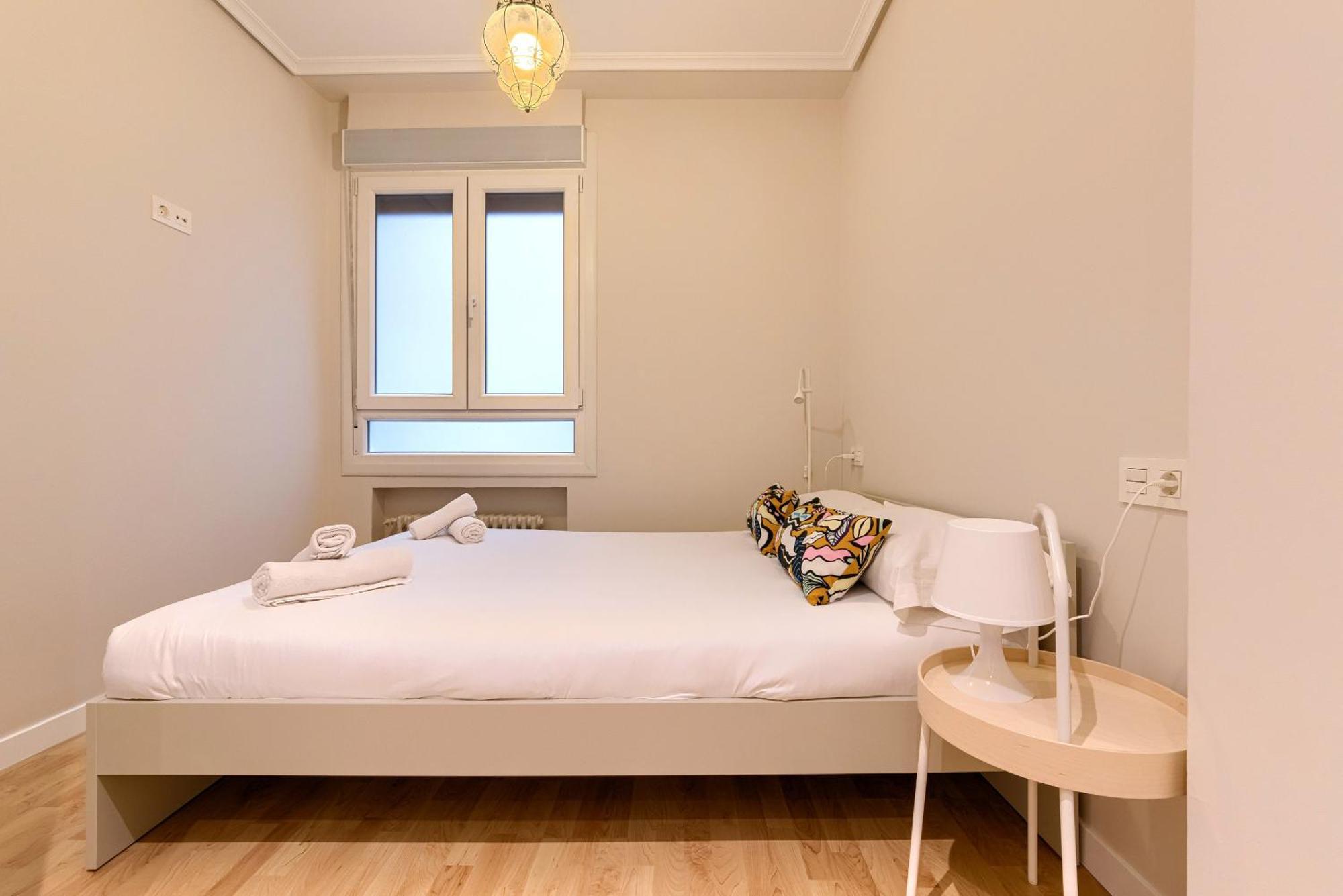 Euskalduna, Vivienda Turistica Moderna Y Renovado Bilbao Zewnętrze zdjęcie