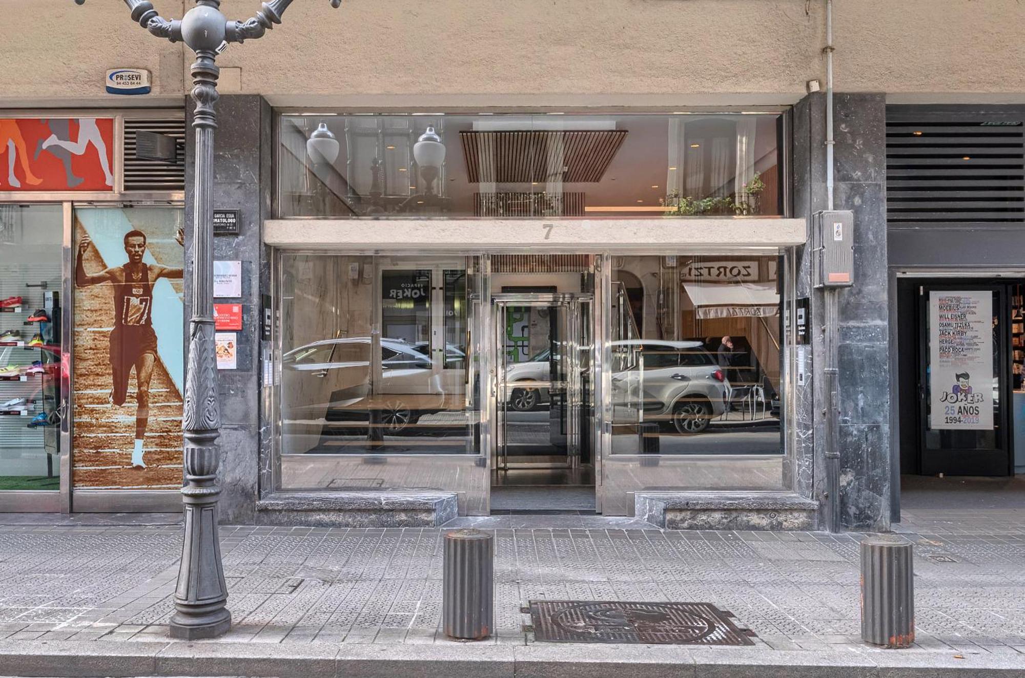 Euskalduna, Vivienda Turistica Moderna Y Renovado Bilbao Zewnętrze zdjęcie
